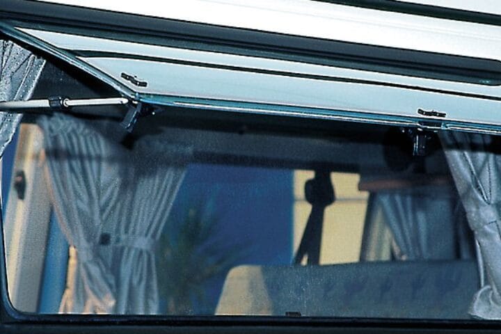 Brandrup muggenhor klapraam links T4